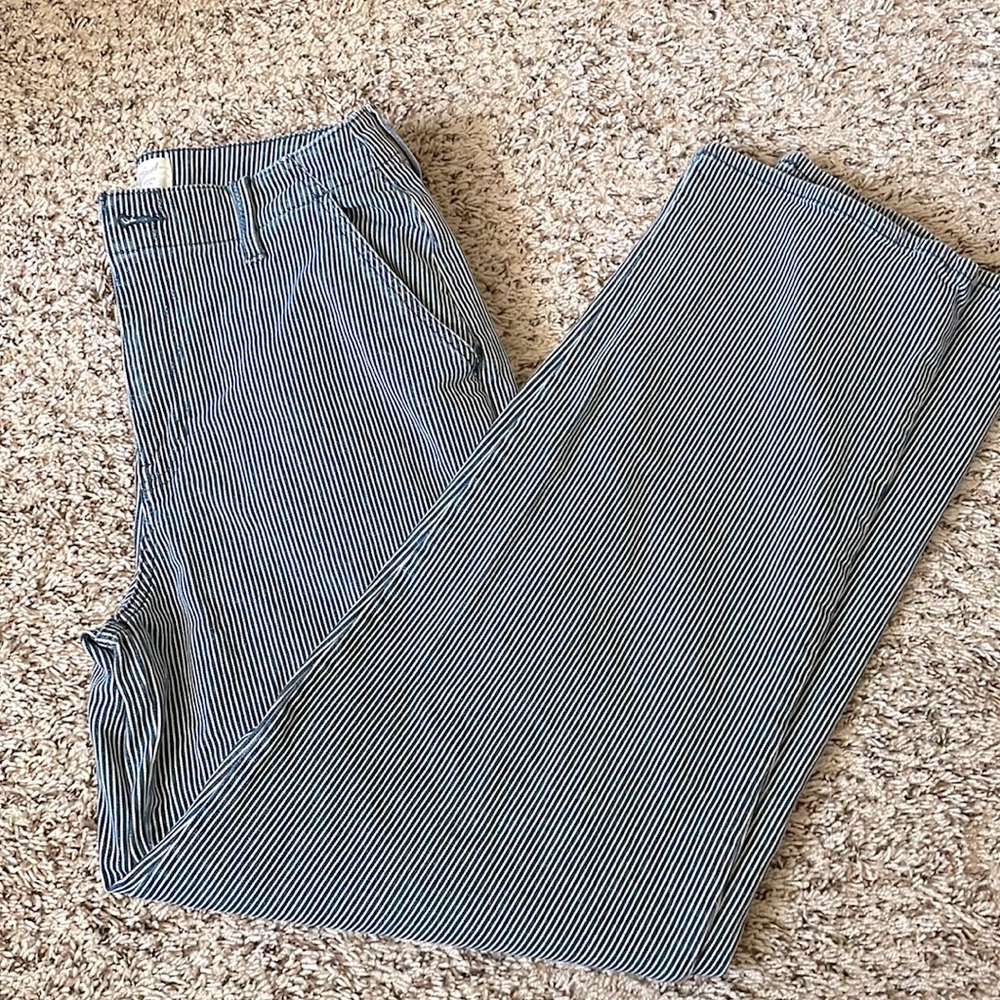Cute striped wide leg pants size 6